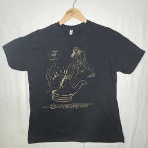 Men's Graphic Clovenhand Band Short Sleeved Tee Shirt Size Large